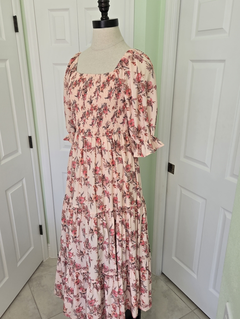 Baevely Elegant Floral Maxi Dress in Cream and Red/Pink Boho Prairie Farmhouse